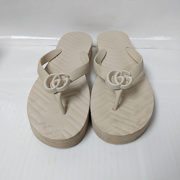 Gucci Pascar Cream white GG Logo Rubber Platform Flip Flops Thongs - Picture 4 of 7